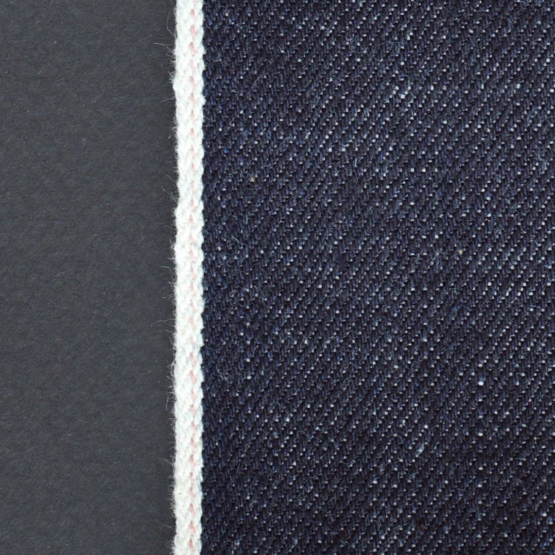 AS019