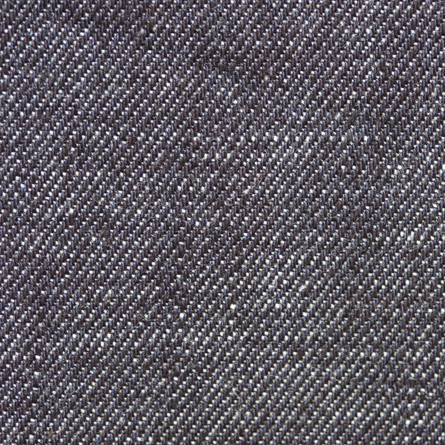 AS023